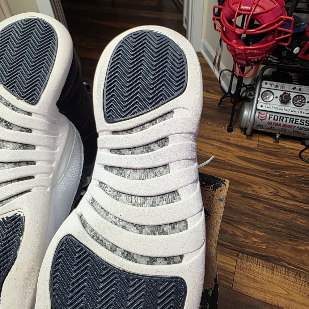 Air jordan 12 retro obsidian  mens size 12 - Picture 5 of 6